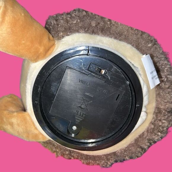 NWT Love Is In The Air Animated Hedgehog 8" Toy Valentines Music Spins Sounds - Picture 4 of 4